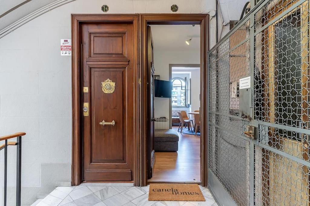 Canela Homes Barcelona Bailen מראה חיצוני תמונה
