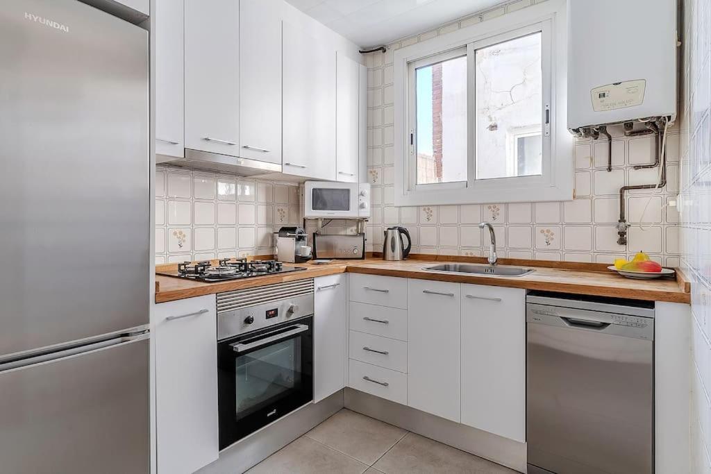 Canela Homes Barcelona Bailen מראה חיצוני תמונה